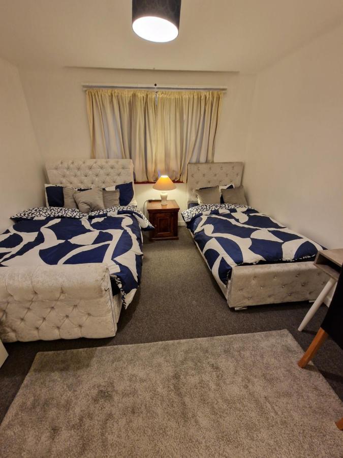 Millmead In With Parking Apartment Guildford