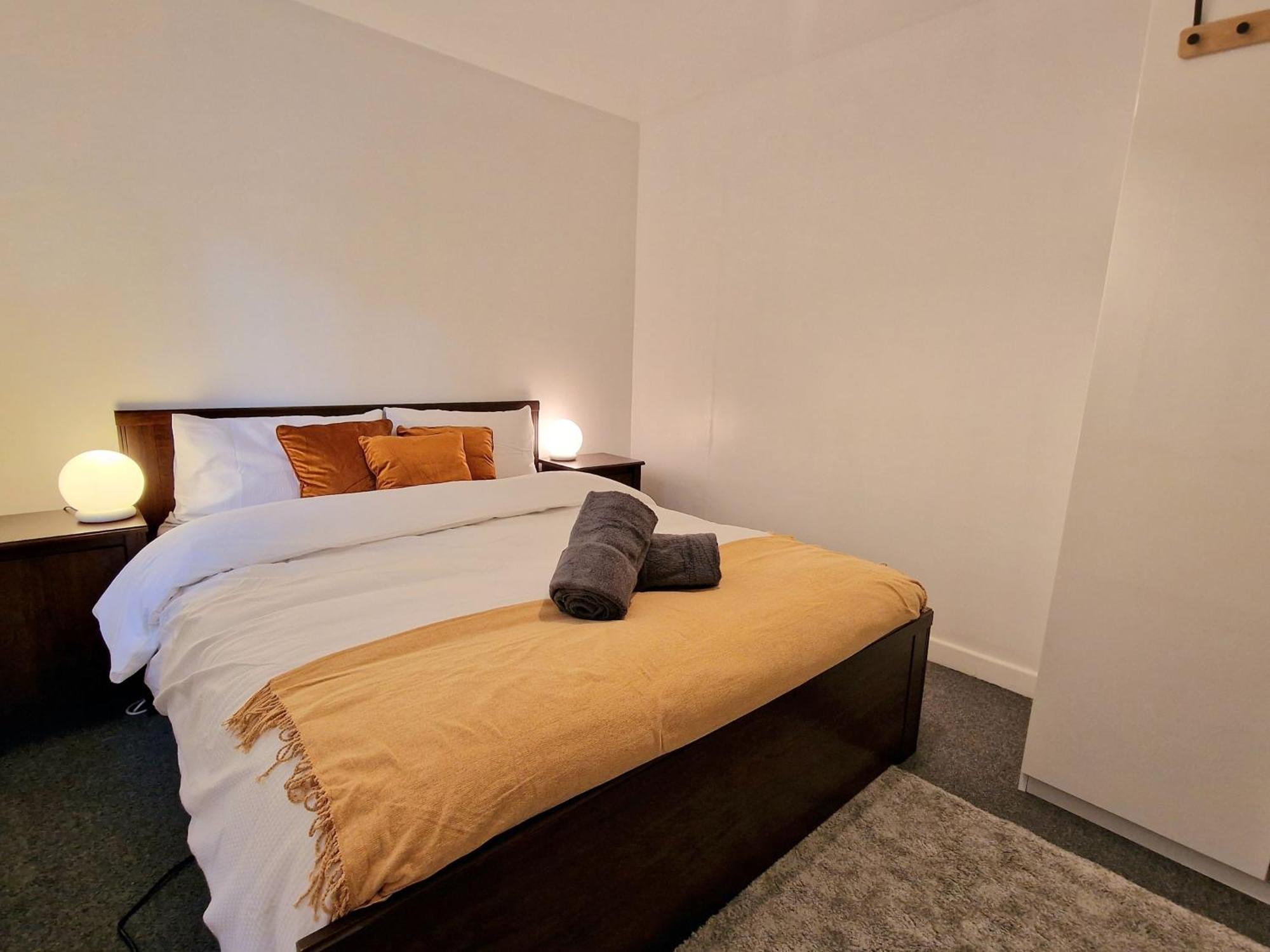 Millmead In With Parking Apartment Guildford